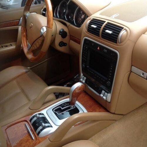 Maltzaris Group - μεταφορά VIP